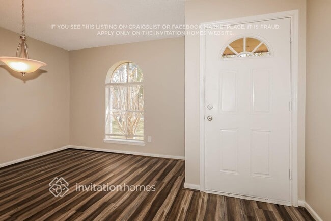 Foto del edificio - 8322 Autumn Willow Dr