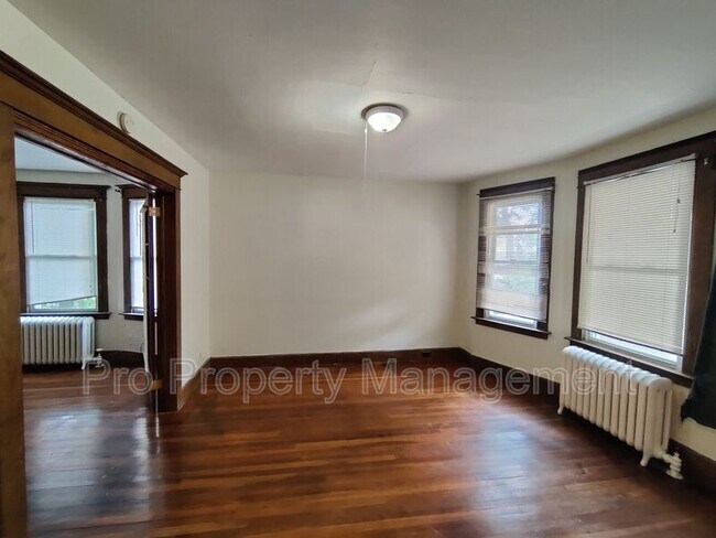Foto del edificio - 35 Fairfield St
