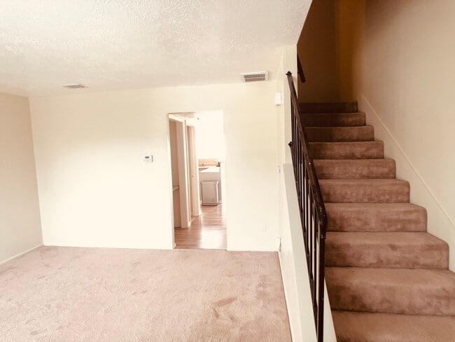 Building Photo - 7009 Chasewood Dr
