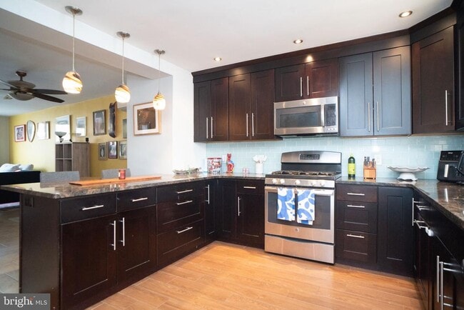 Foto del edificio - 1026 Morris St