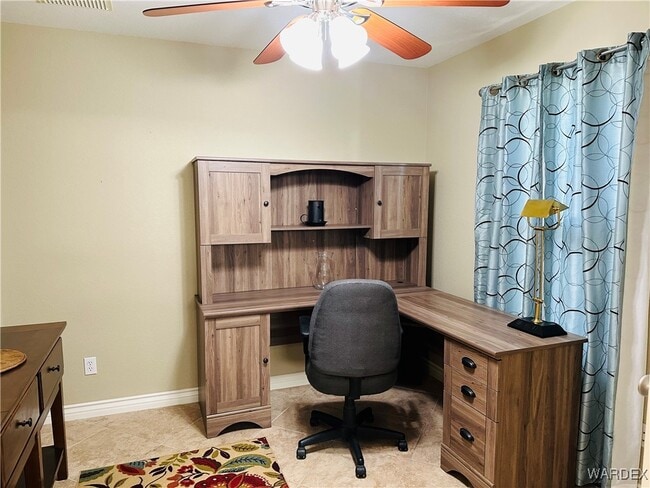 Building Photo - 2743 Country Club Dr