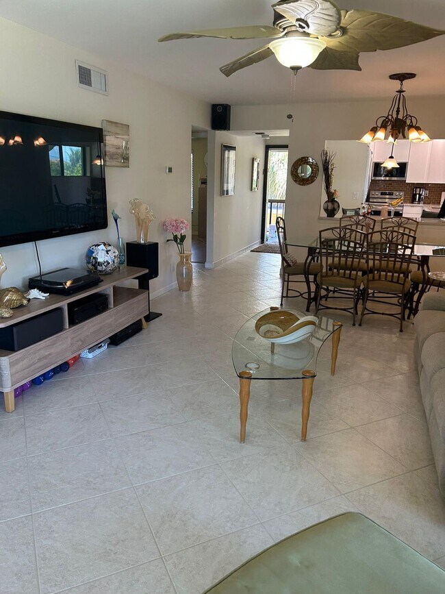 Foto del edificio - 159 NW 70th St