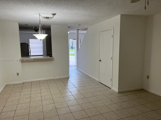 Foto del edificio - 13785 Bottlebrush Ct