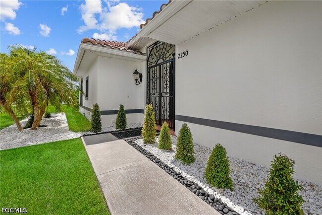 Foto del edificio - 2250 SW 20th Ave