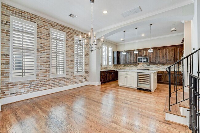 Photo - 4506 Jackson St House