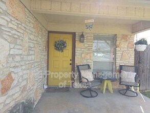 Building Photo - 203 2nd St N