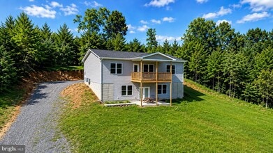 Building Photo - 369 Paso Fino Dr