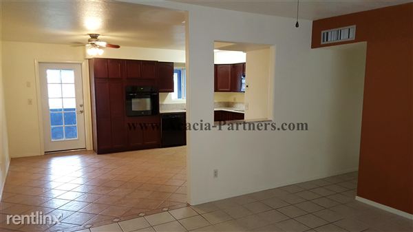 Fotografía del edificio - 7543 E 24th St