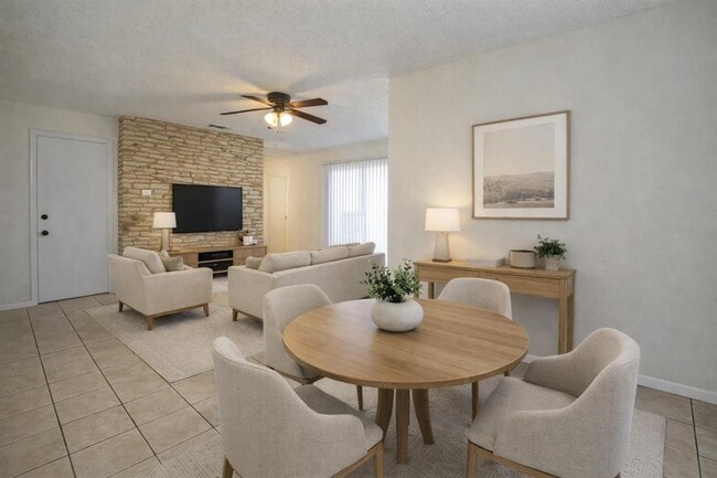 Building Photo - 5804 Hammermill Run