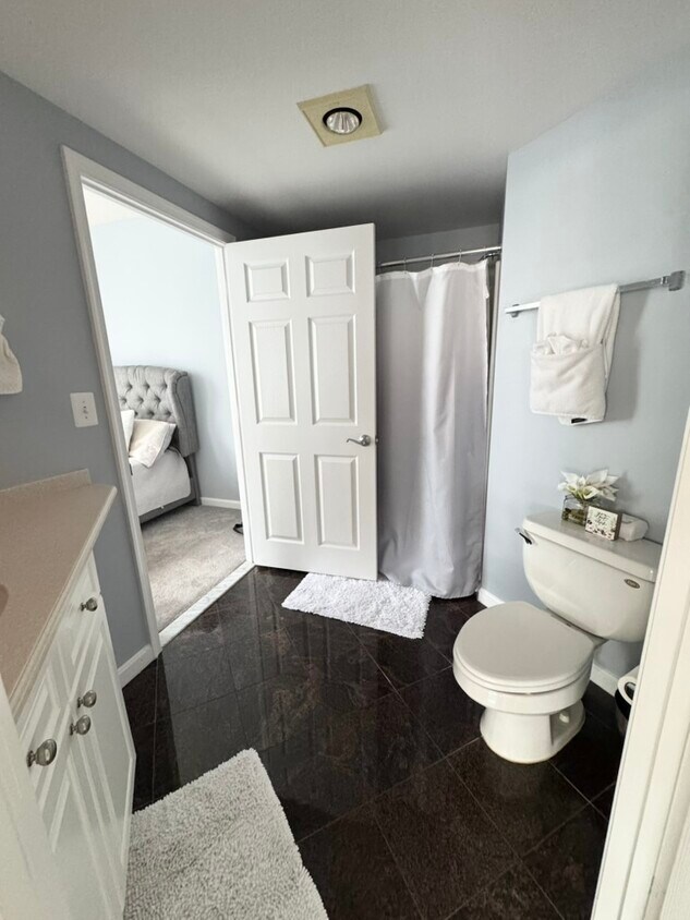 Foto principal - 3101 N Hampton Dr