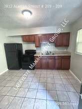 Building Photo - 3812 Almeda St