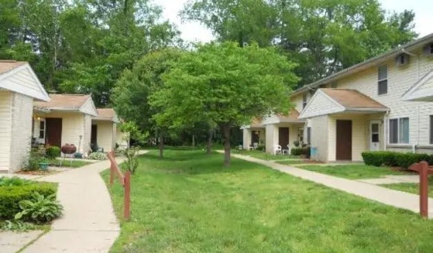 Building Photo - 1008 Hayden Pl