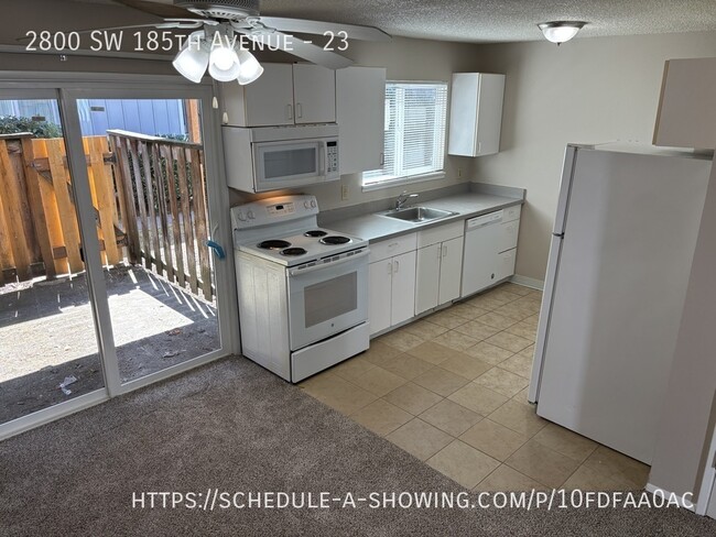 Building Photo - Aloha Crest