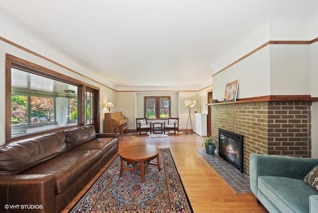 Building Photo - 811 Fair Oaks Ave