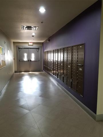 Foto del edificio - 1100 W Trinity Mills Rd