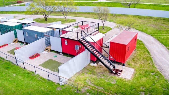 Foto del edificio - 6449 S Interstate 35