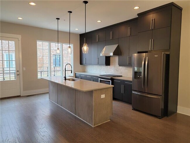 Foto del edificio - 282 Castleberry Station Dr SW