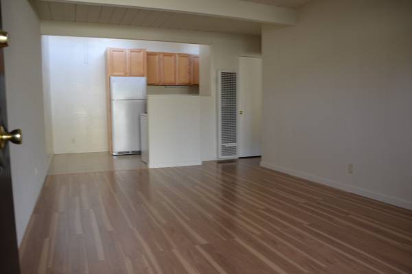 Foto del edificio - Sutter Gardens