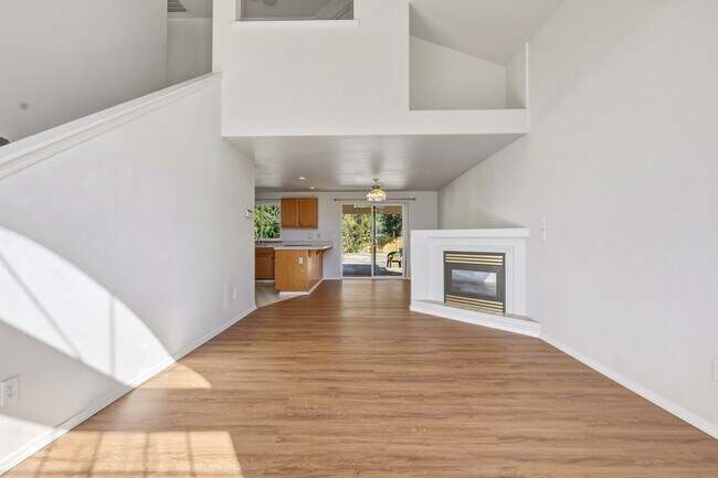 Foto del edificio - Move in Ready now! 3 bed 2.5ba - Olympia School District