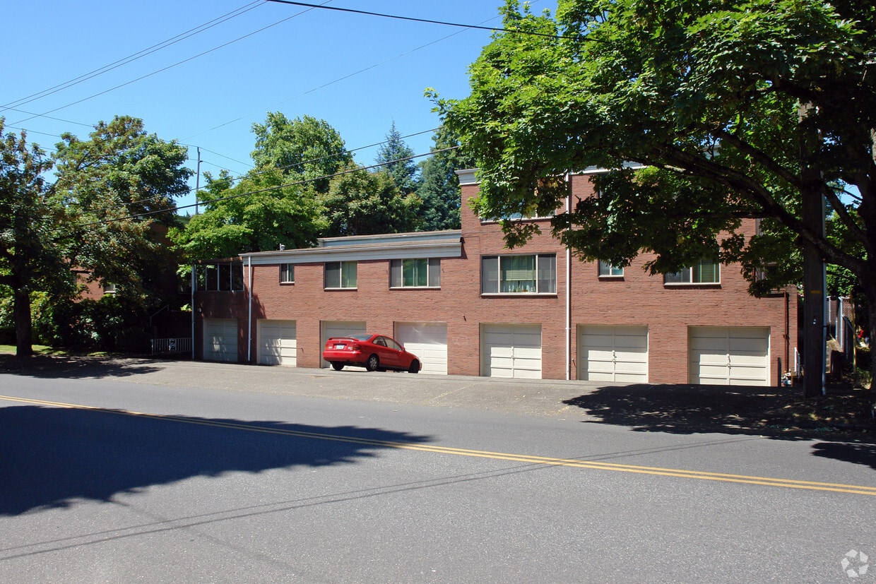 Building Photo - 1919 NE 21st Ave