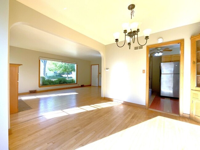 Foto del edificio - 1104/06 E Glendale Ave