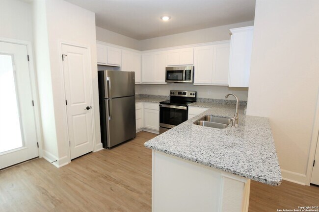 Foto del edificio - 2515 Lynwood Bnd