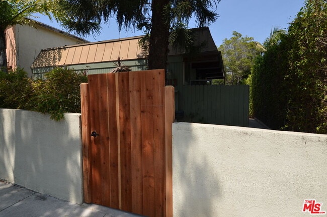 Foto del edificio - 3113 5th St