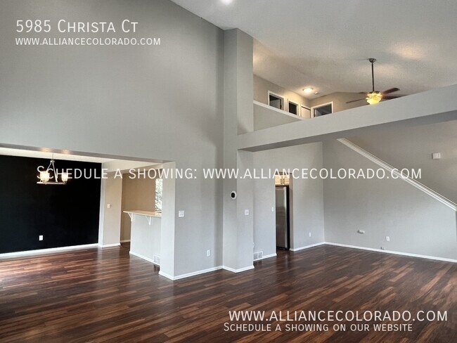 Foto del edificio - 5985 Christa Ct