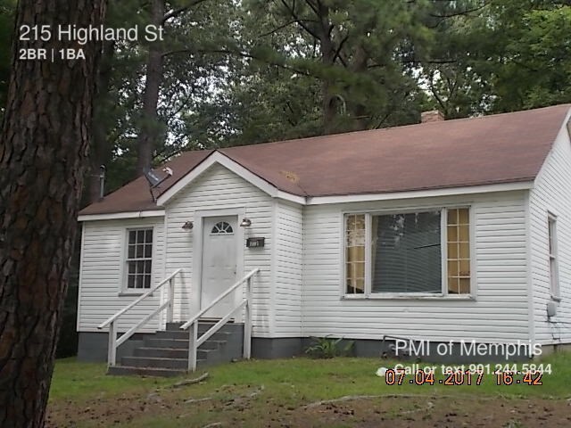 Primary Photo - 215 Highland St