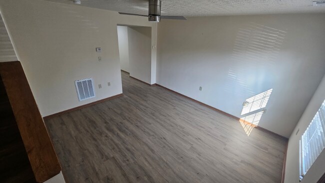 Foto del edificio - 5233 Chesterfield Ave
