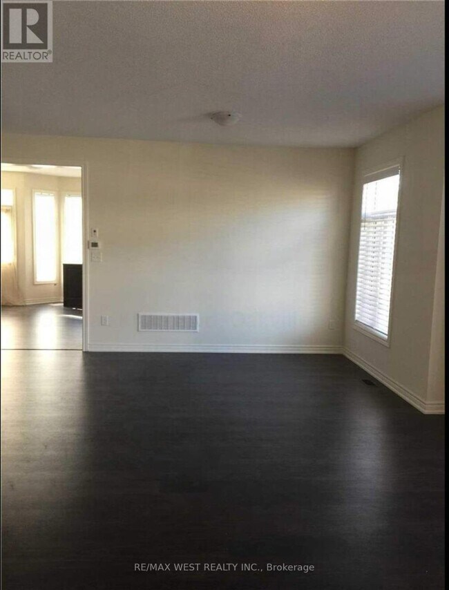 Building Photo - 3052 Max Khan Blvd