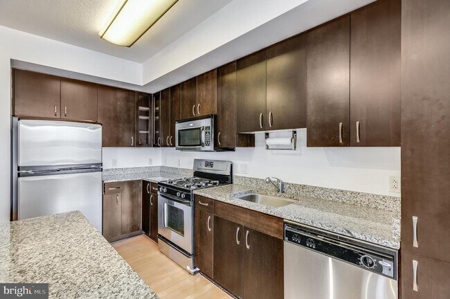 Foto del edificio - 440 L St NW