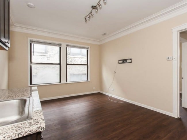 Building Photo - 4354 N Ashland Ave