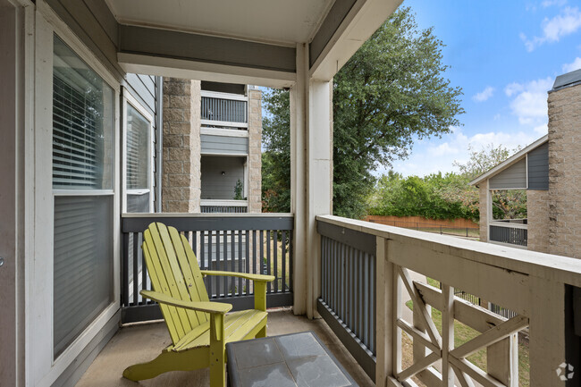 2BD, 2BA - 1,030SF - Balcony 1 - Western Station Apartments