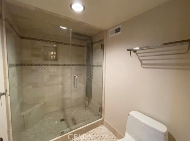 Building Photo - 8 Solana