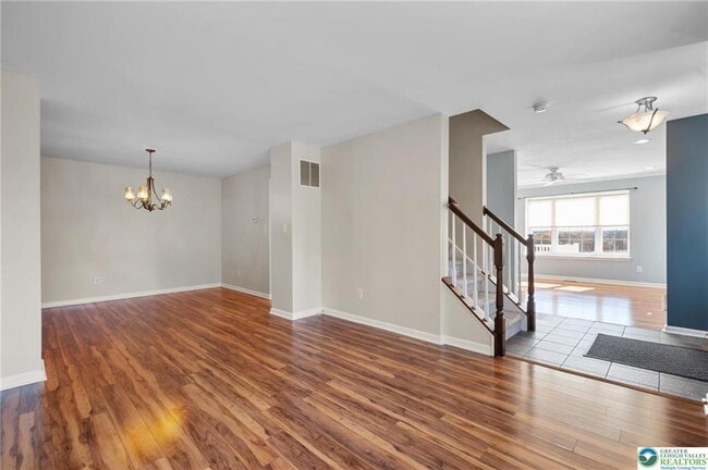 Foto del edificio - 5985 Saratoga Ln