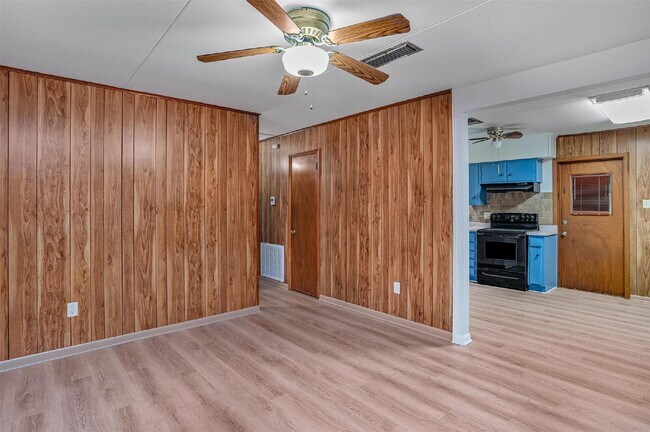 Foto del edificio - 1101 Shirley Ln