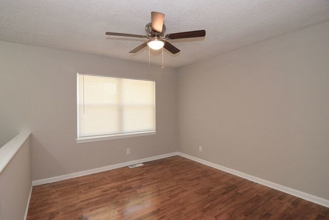 Foto del edificio - 1602 Apple Valley Dr