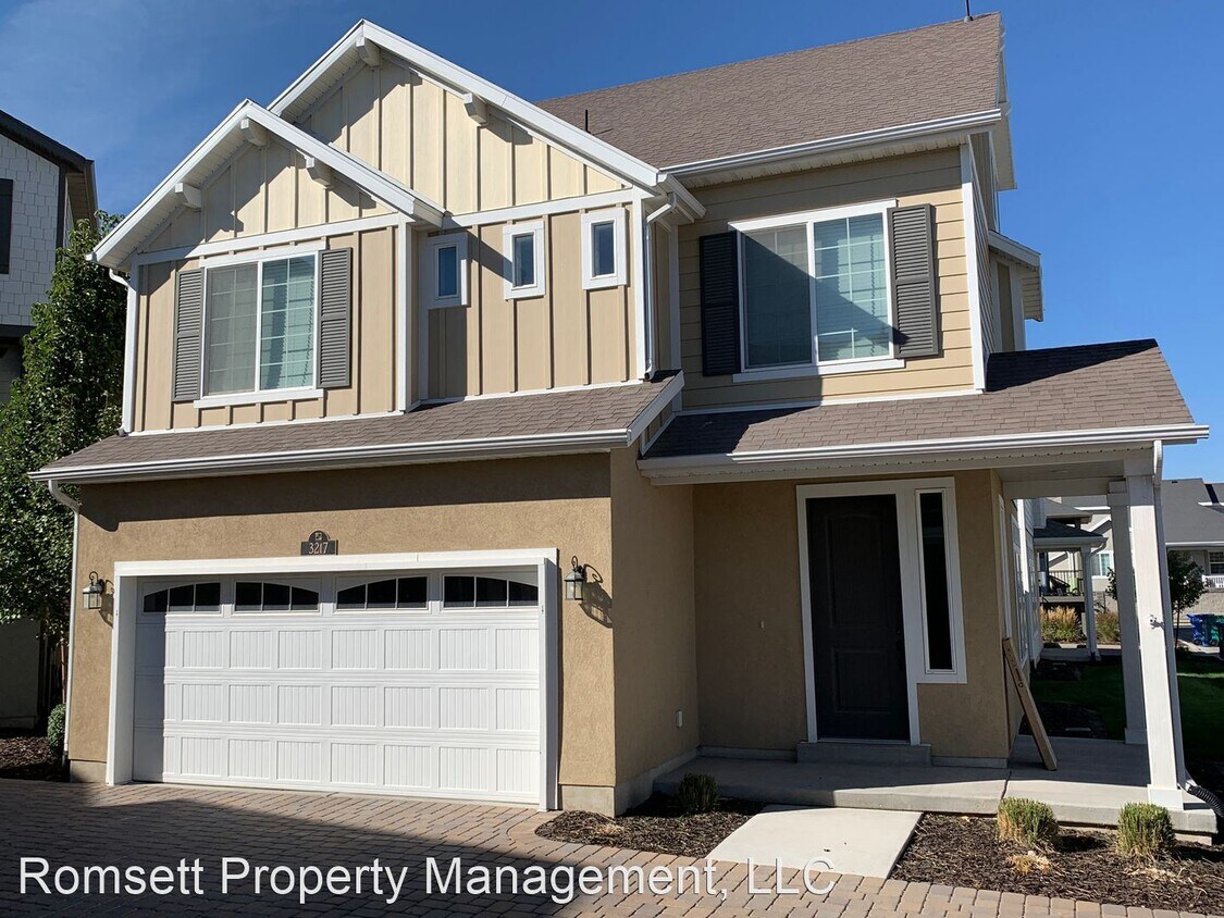 3 br, 2.5 bath House 3217 West 2400 North House Rental in Lehi, UT
