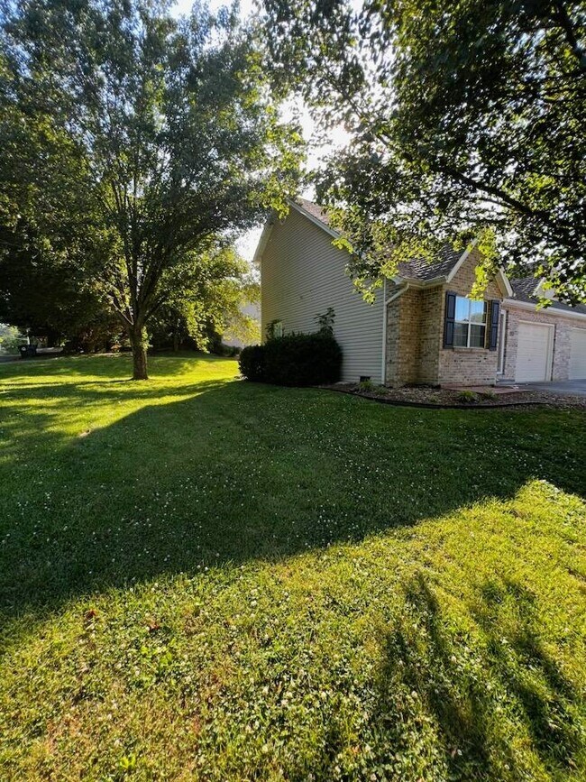 711 Panther Creek Ct, Morristown, TN 37814 Townhome Rentals in