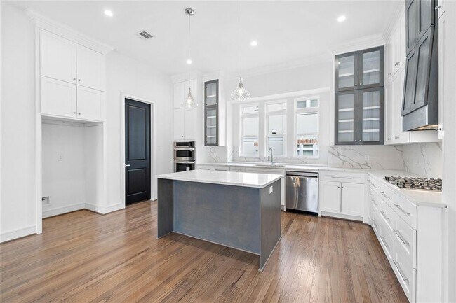 Foto del edificio - 1011 E 28th St