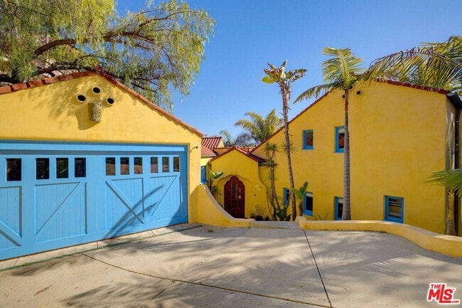 Foto del edificio - 4778 Cromwell Ave