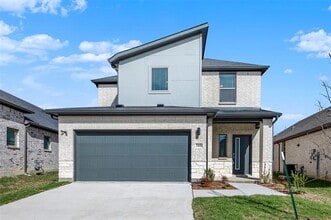 Building Photo - 508 Towerglen Dr