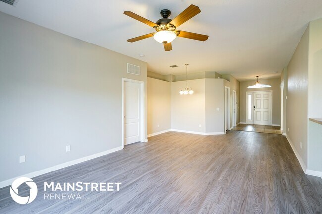 Foto del edificio - 3416 Grove Blossom Ln