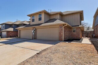 Building Photo - 2172 Buena Vida Ln