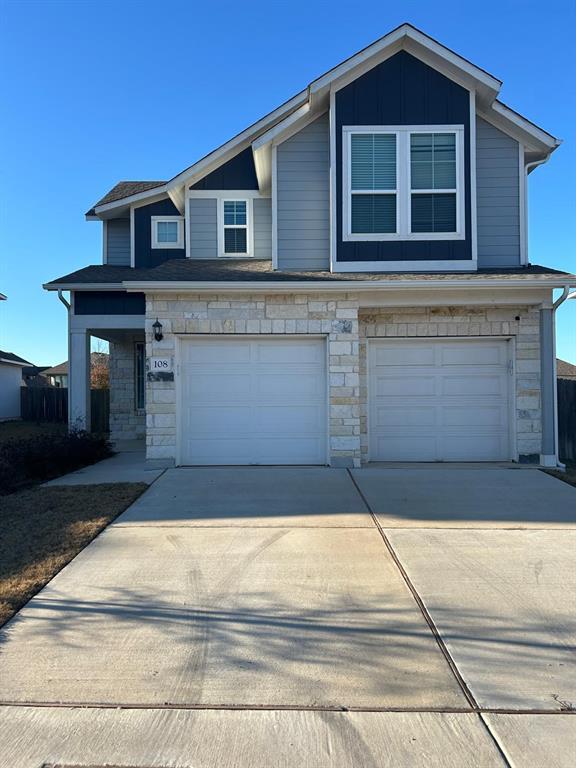 Foto principal - 108 Landry St