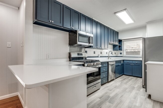 Photo - 10227 Sylvia Dr House