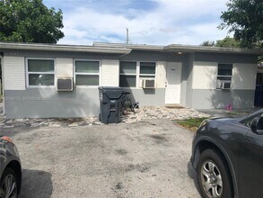 Building Photo - 5647 Hayes St