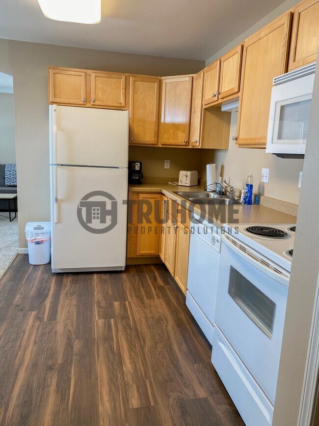 Foto del edificio - 4600 S Washington St