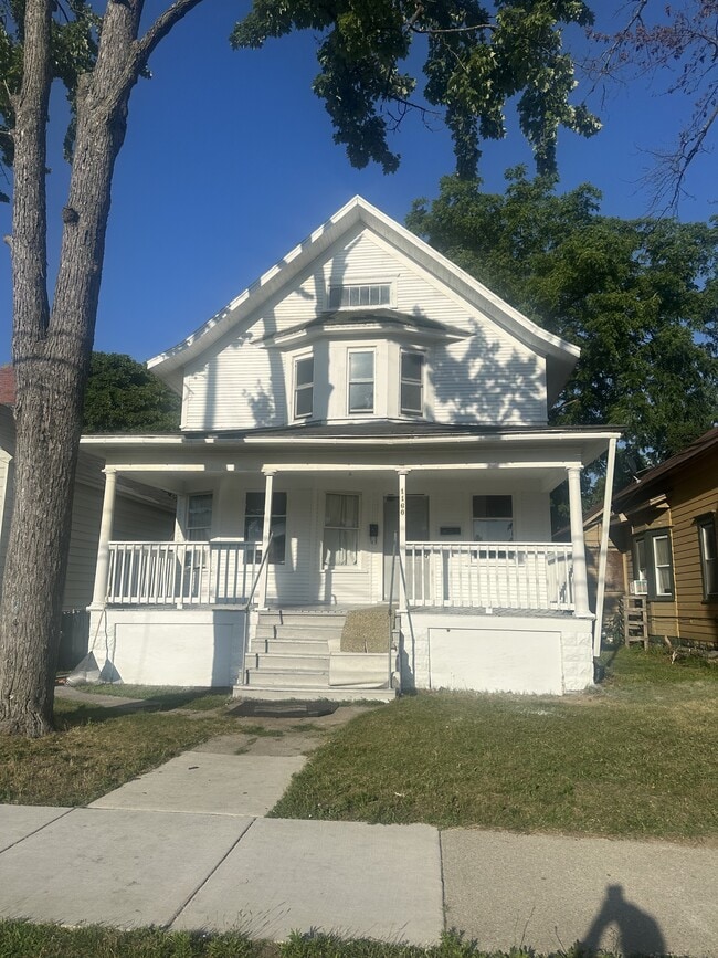 Building Photo - 1160 Sanford St